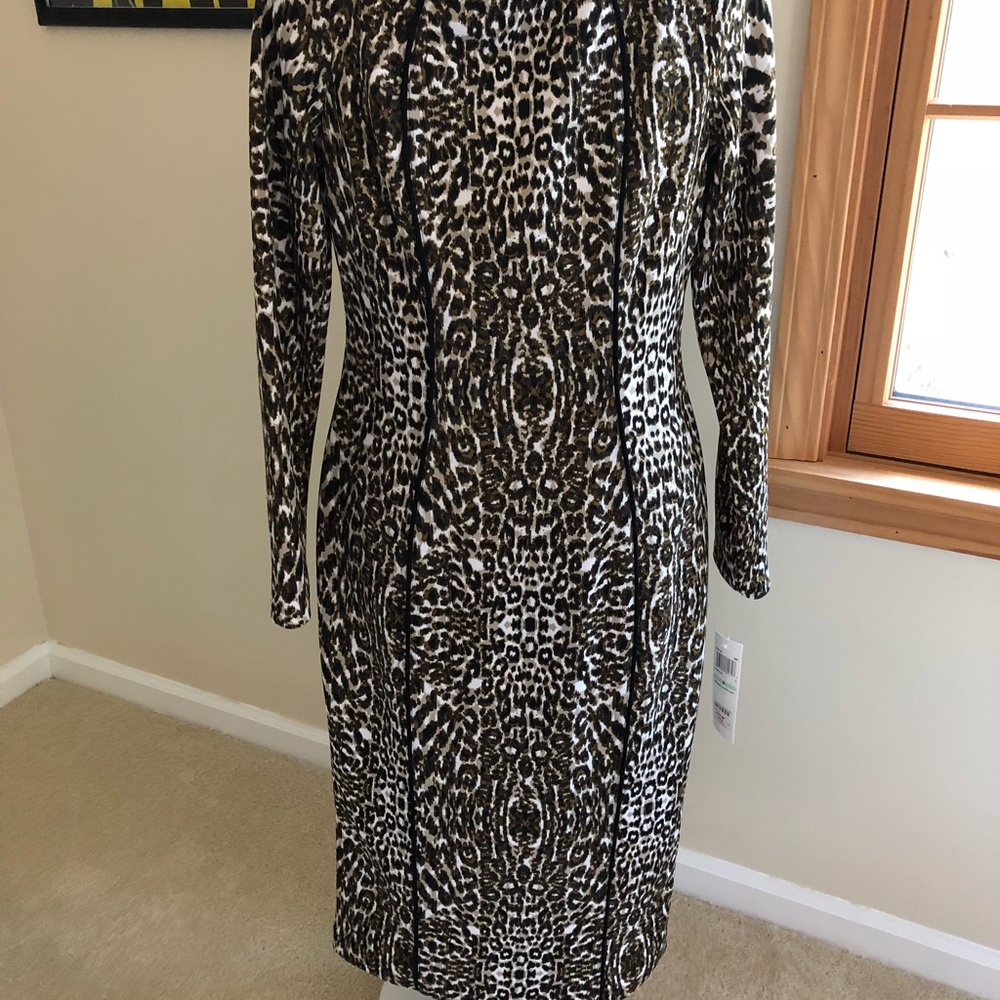Maggy London Size 8